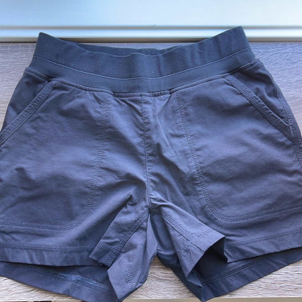 TITLE NINE Shorts